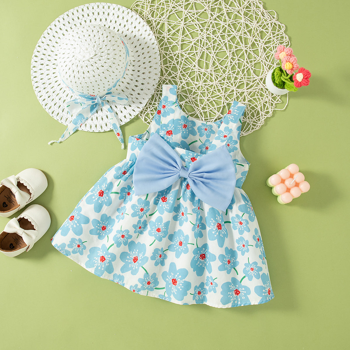 Vestido más sombrerito, celeste, flores💙👒1209