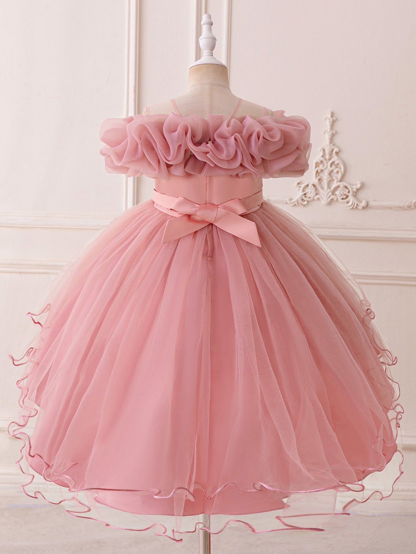 Vestido Rosa Vieja manga princesa con cola y bordados👑2032