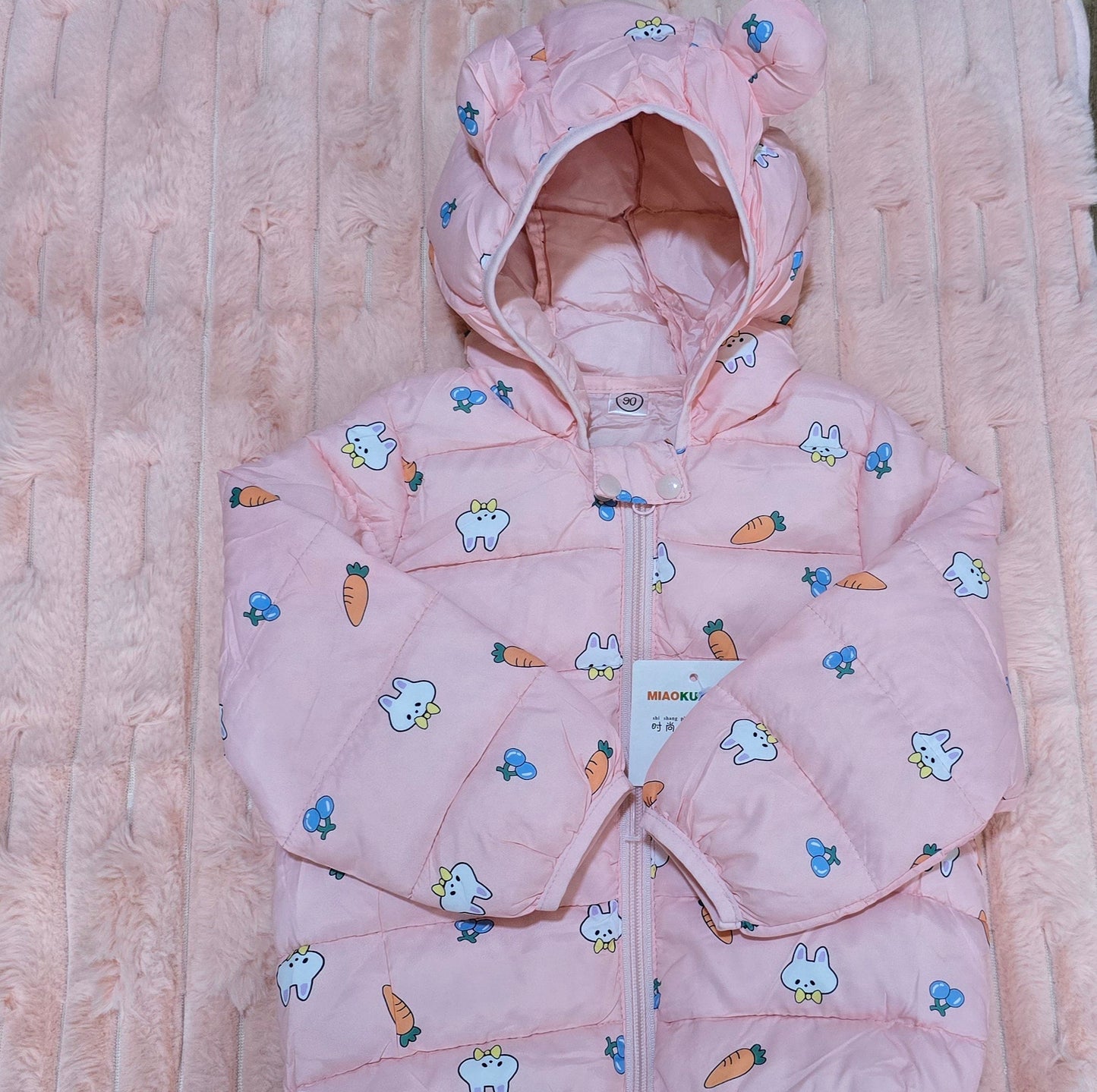 Camperita, campera, rompe viento rosa🐰💗 1041
