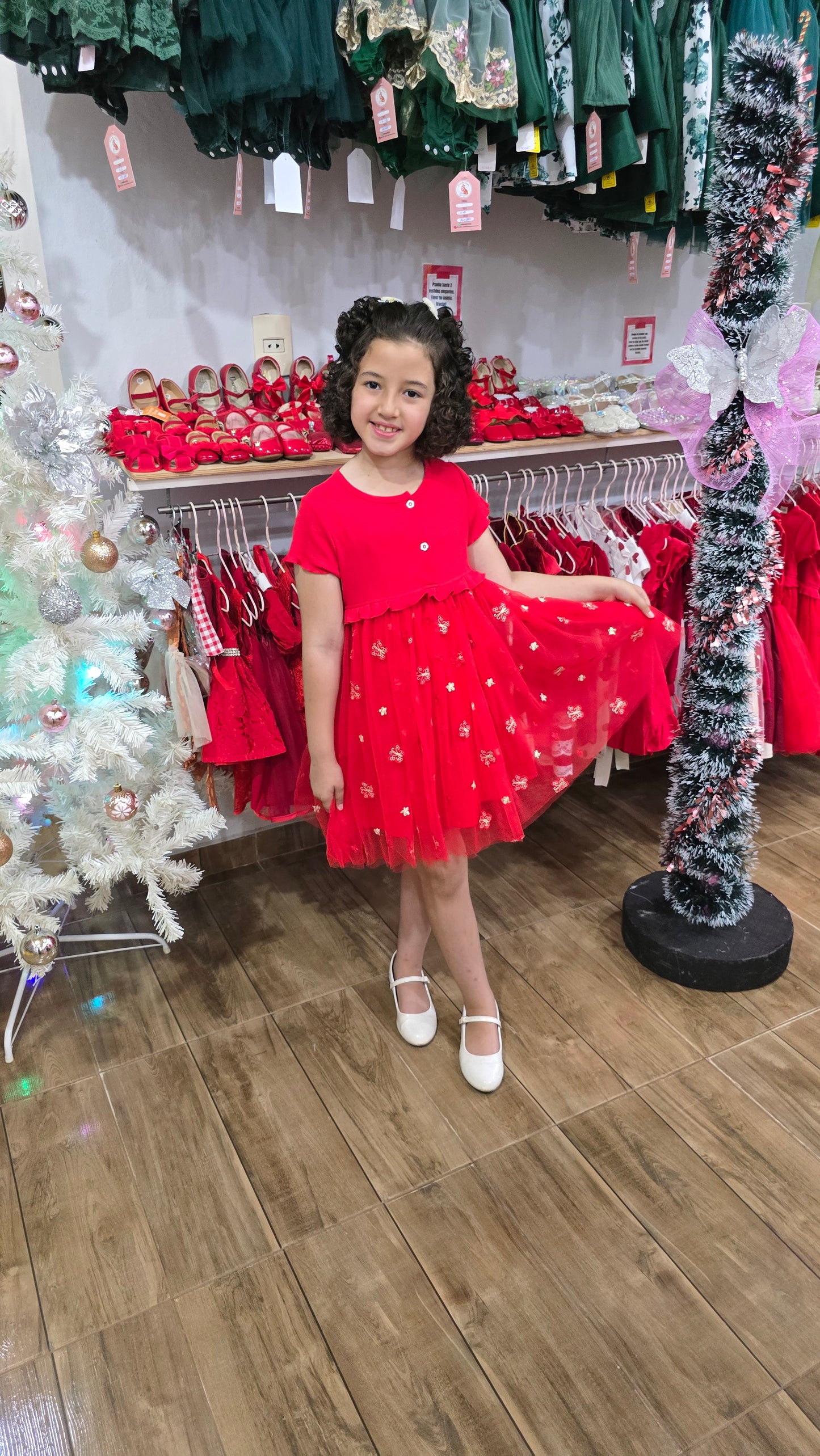 Vestido Rojo con detalles de maripositas❤️💕1136