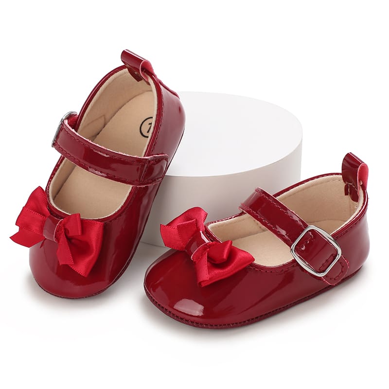 Zapato, calzado bordo, moño rojo, charolado❤️1316