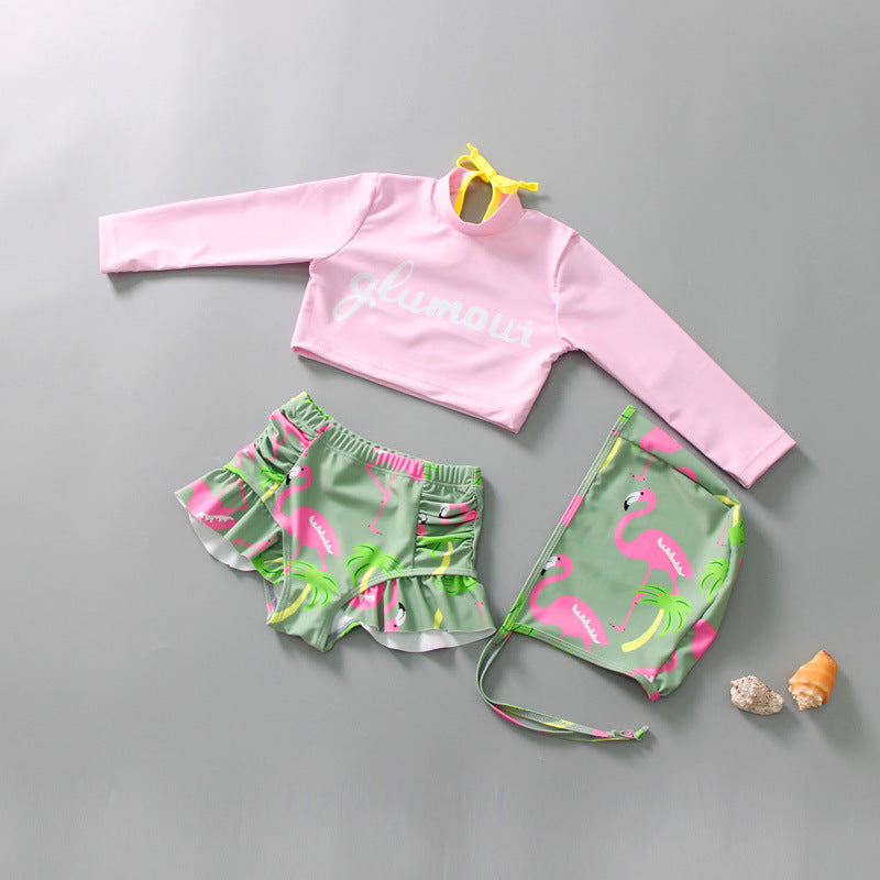 Trajes de baño☀️ conjunto mangas largas más short pollera y Gorra, flamenco🦩 1253