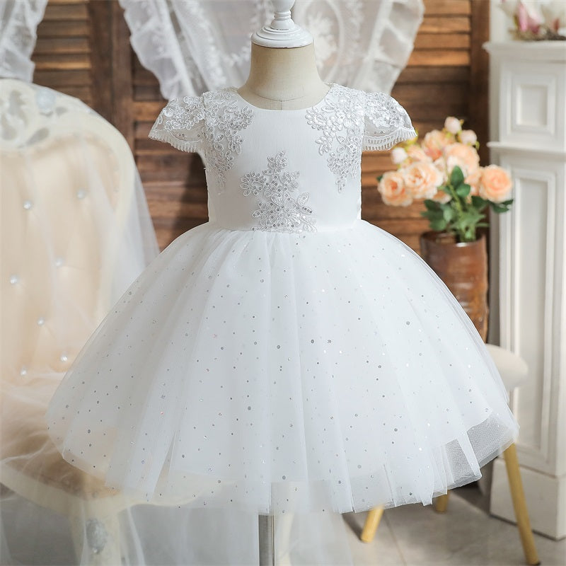 Vestido Blanco, Bautismo, Cortejo