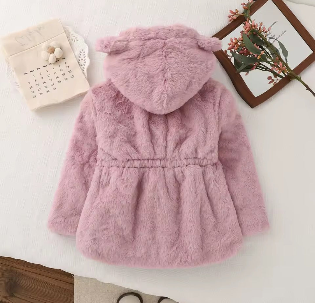 Abrigo de felpa rosa con capucha, osito, inv 2622