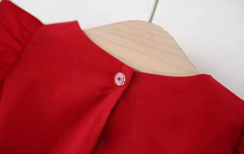 Vestido bordó con detalles de moñitos🎀🍒1135