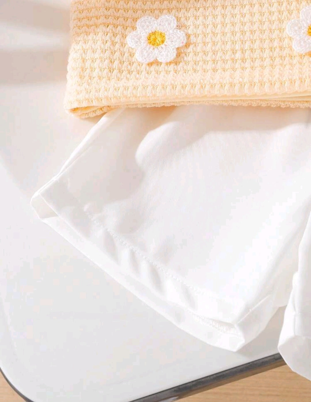 Conjunto short más blusa, margaritas🌸