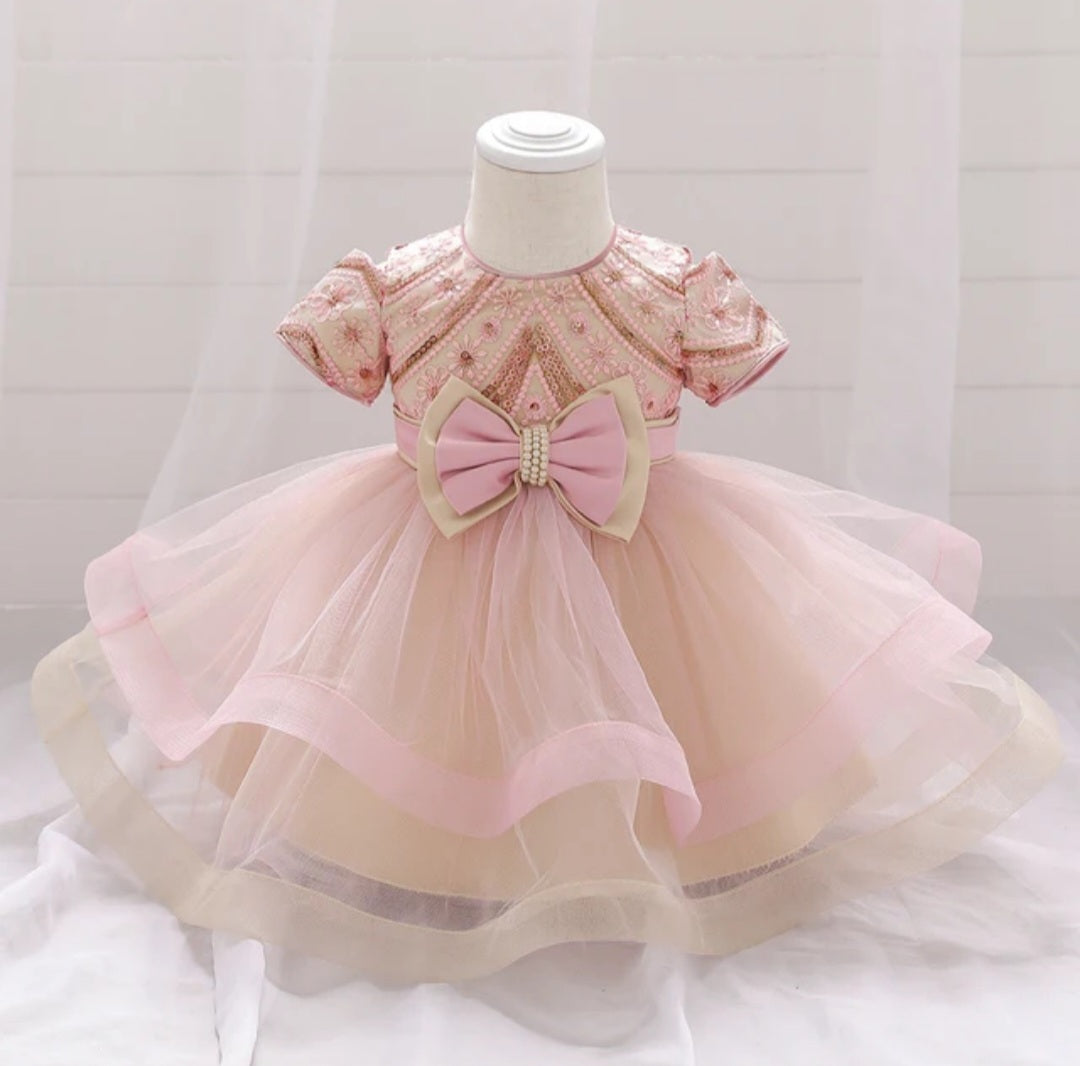 Vestido Rosa, Brillos, Manga