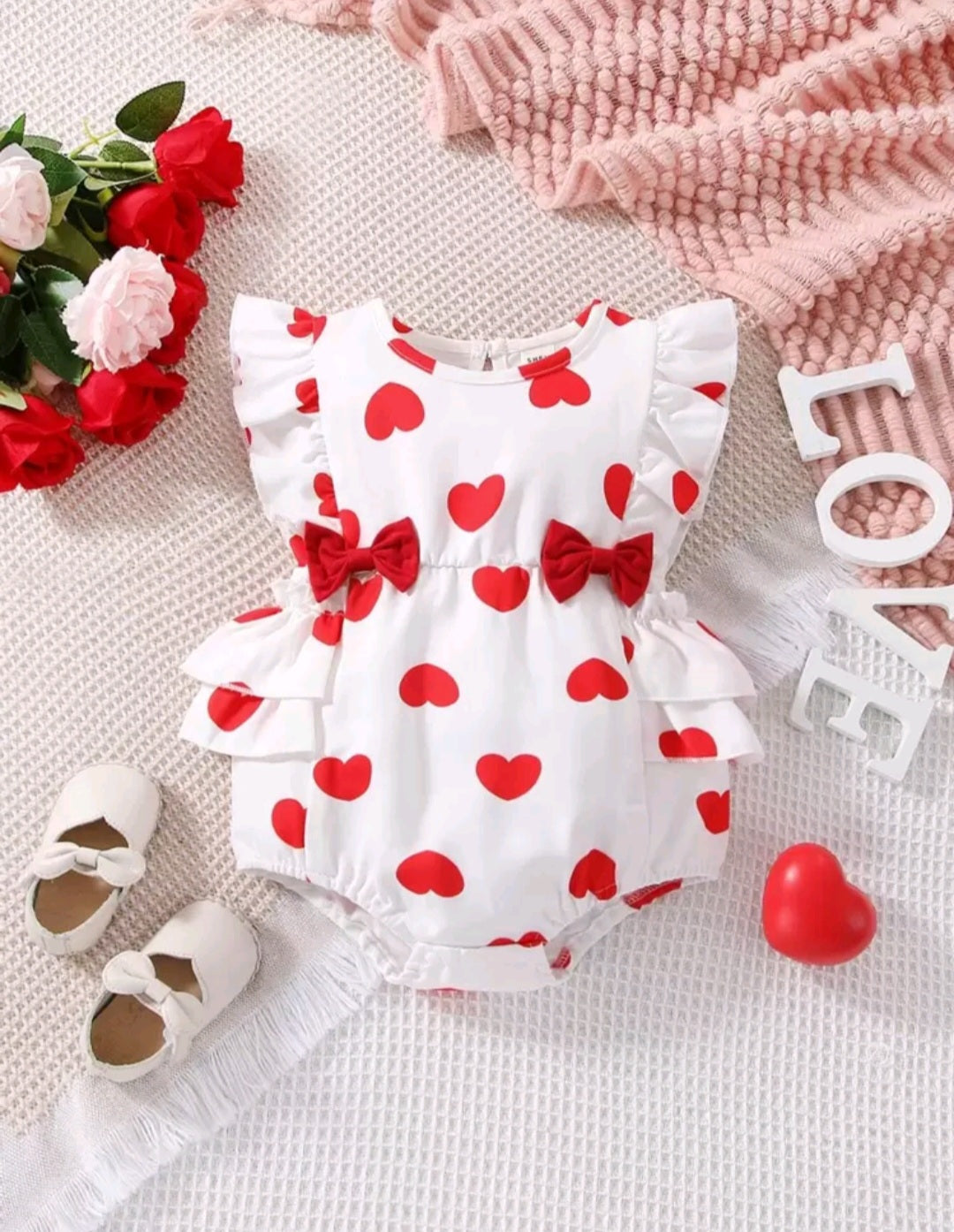 Body blanco con corazones, San Valentin, enamorados, rojo