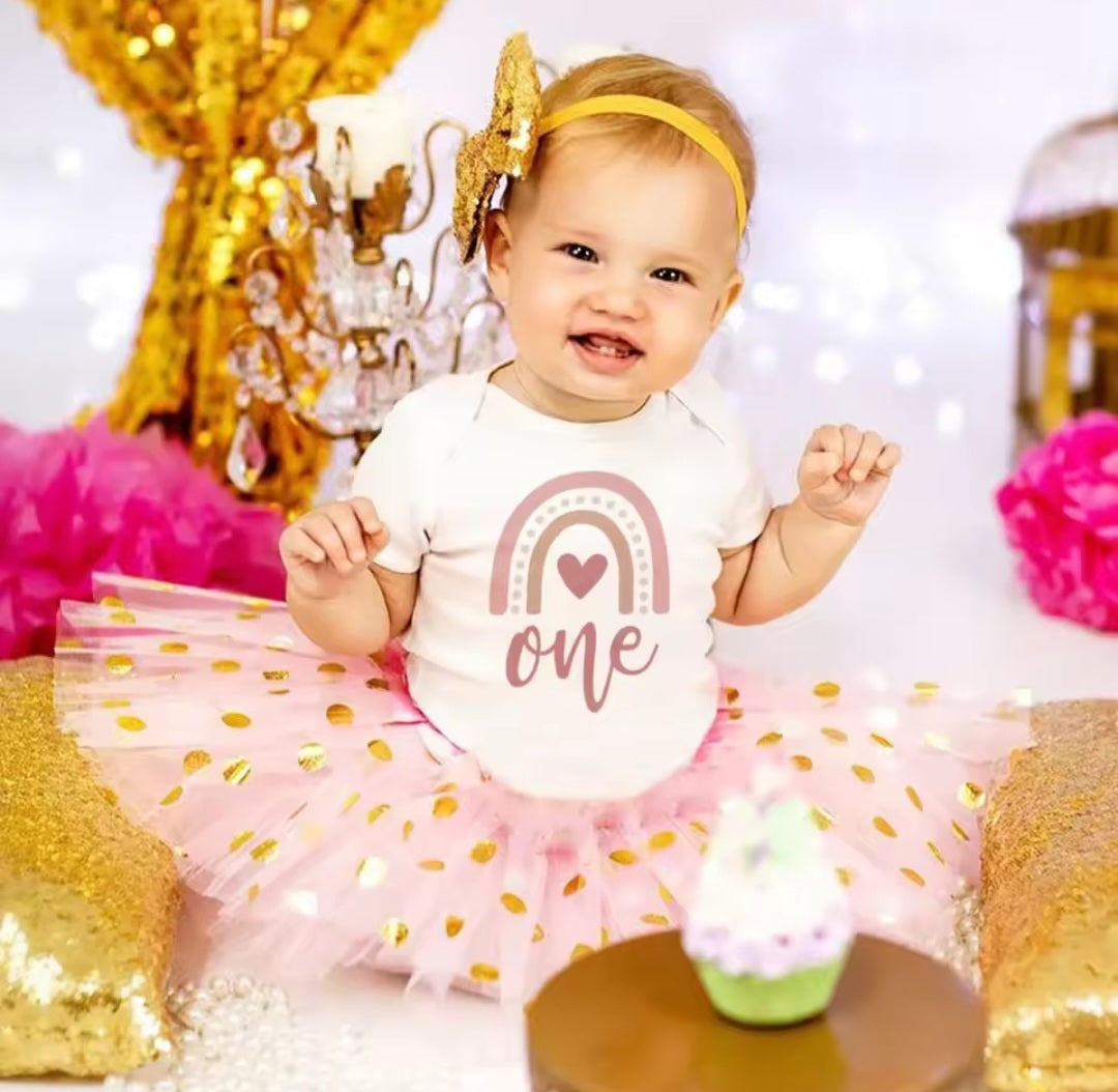 Body más tutu one, Arcoíris, un añito