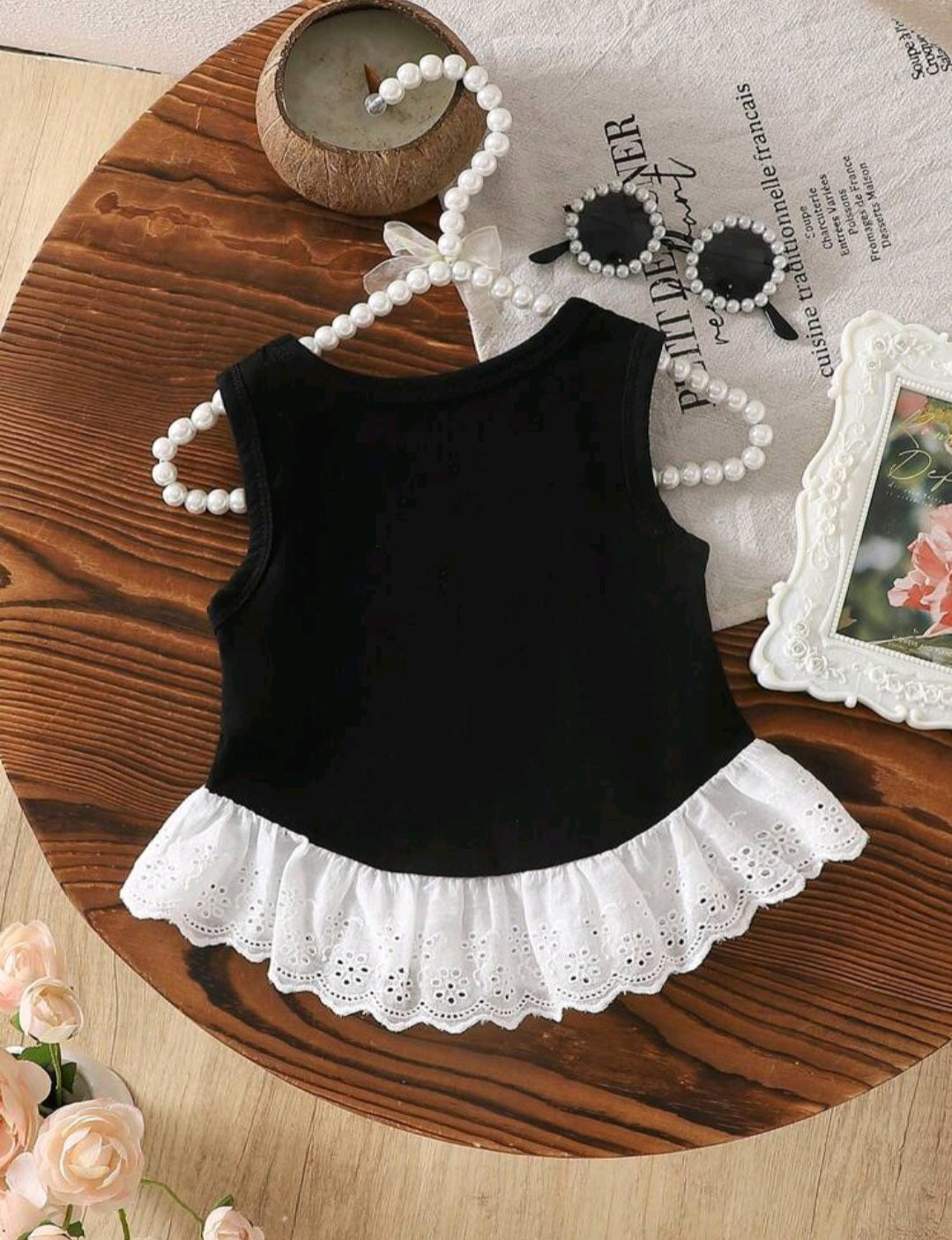 Blusa negra con moñitos blancos🖤🎀 1169