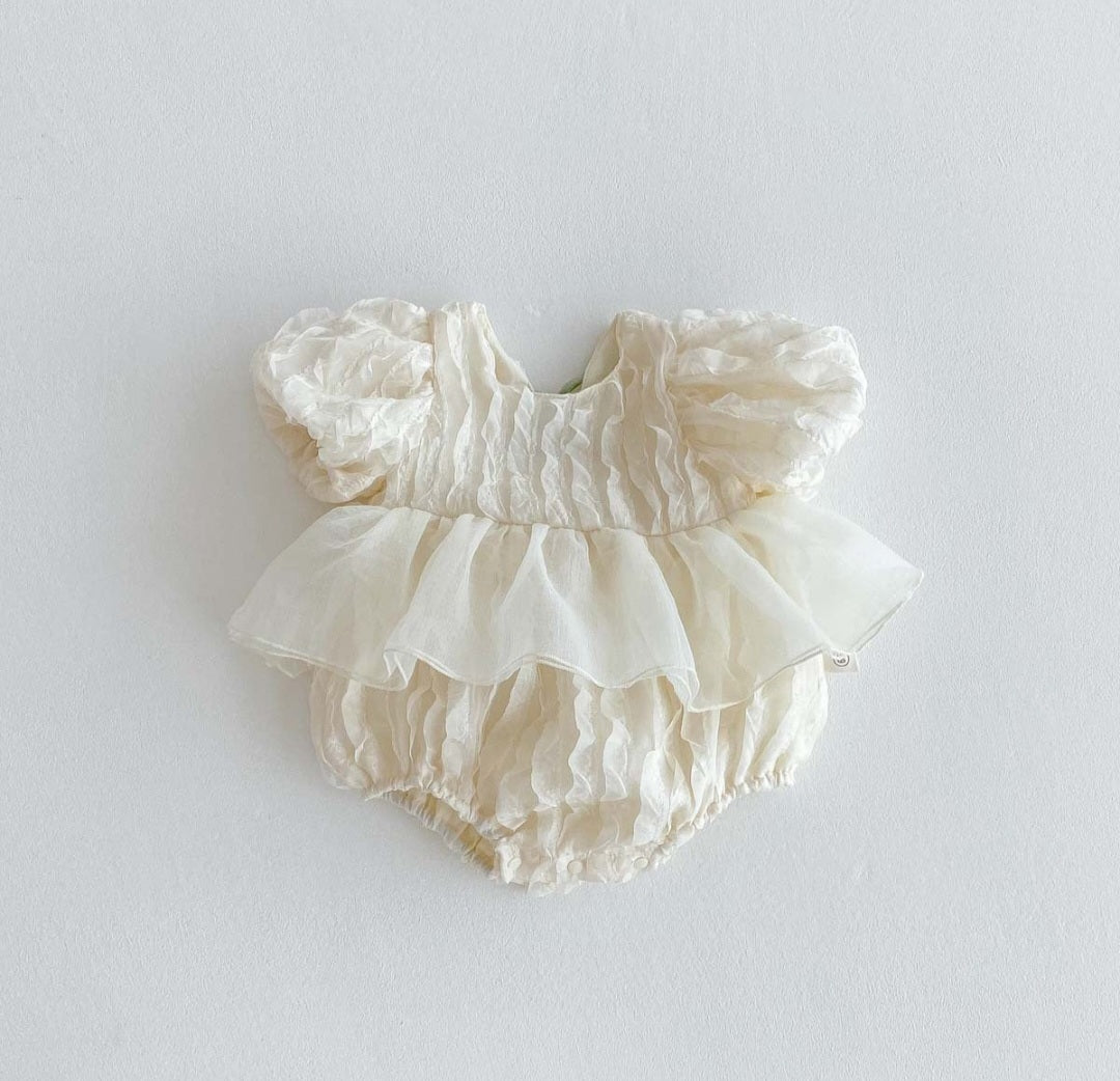 Mameluco beige, sesión de fotos 🎀 1649
