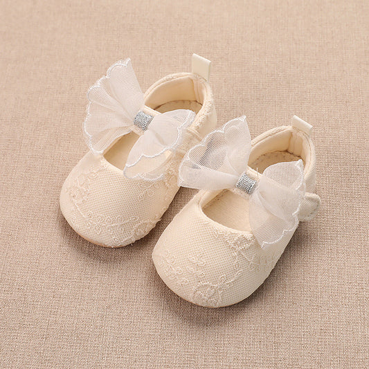 Calzado, zapatito beige de tela 3525