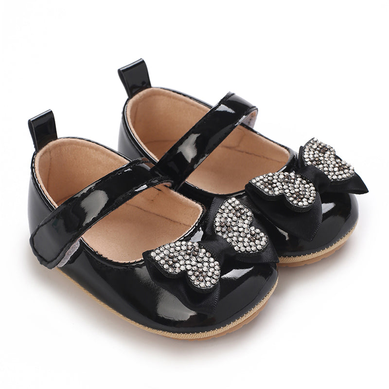 Calzado, zapatito negro charolado, mariposas 2106