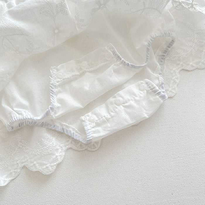 Vestibody más gorrito, Bautismo, sesión de fotos, Broderie🤍 1096