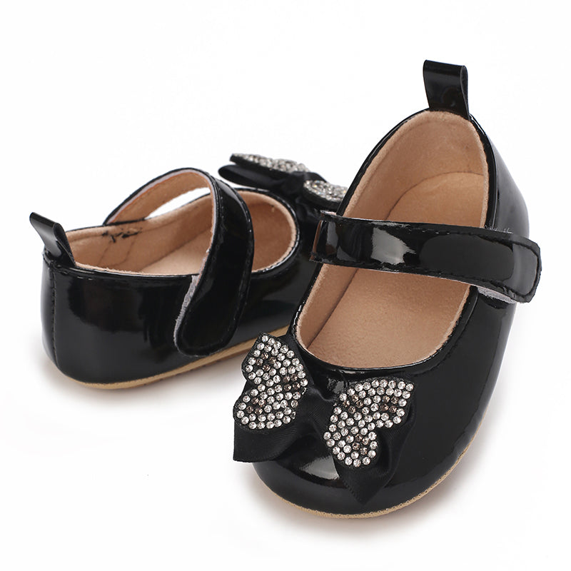 Calzado, zapatito negro charolado, mariposas 2106