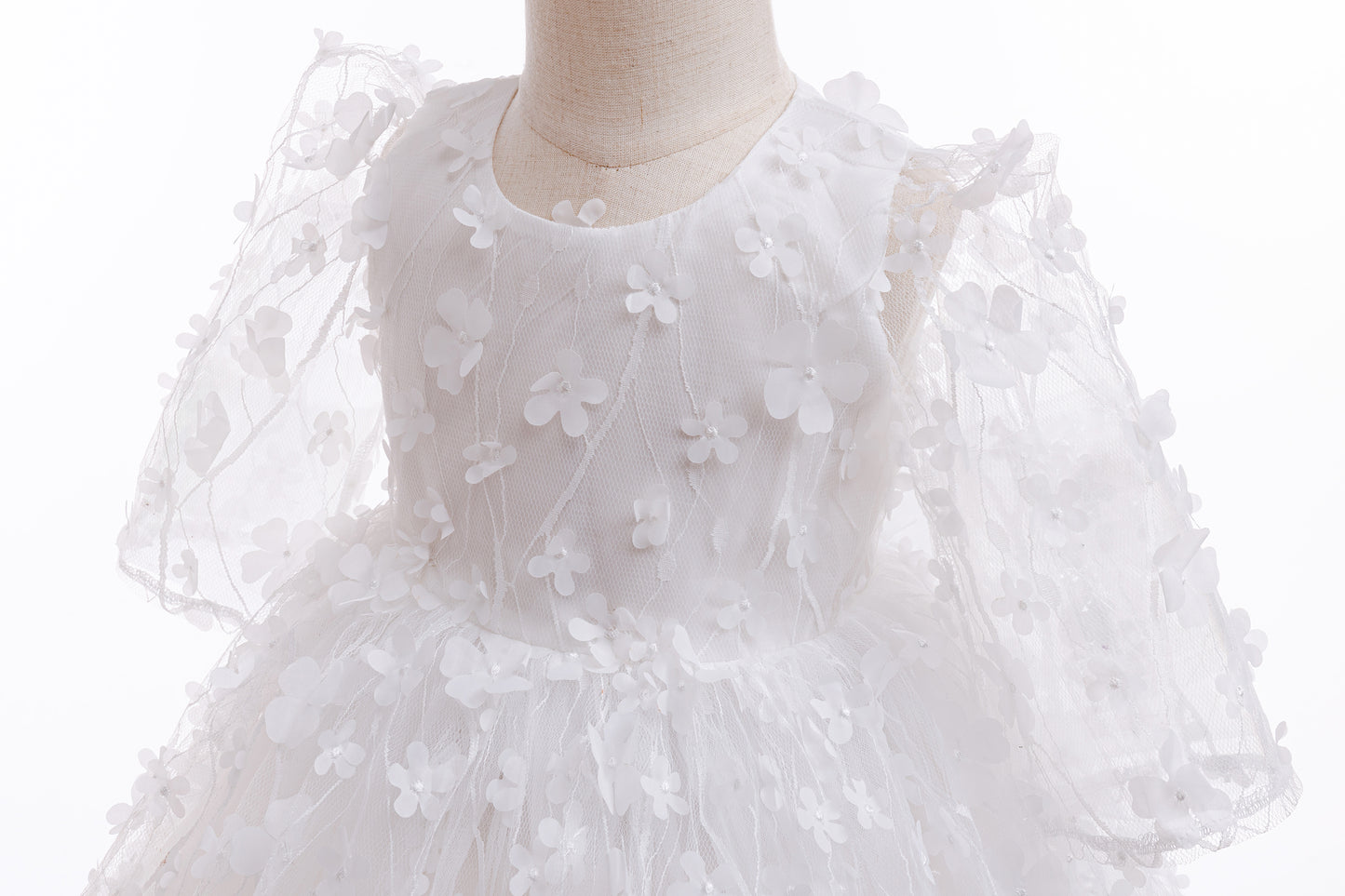 Vestido Blanco, florecitas, manguitas, Bautismo, Cortejo 2075