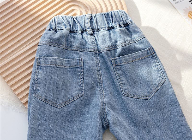 Jeans, pantalón, vaquero con florecitas 2082