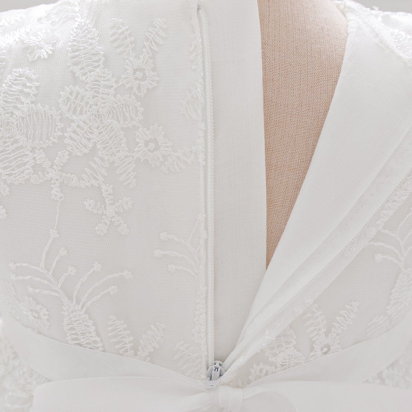 Vestido Blanco más gorro, bautismo, Cortejo 2074