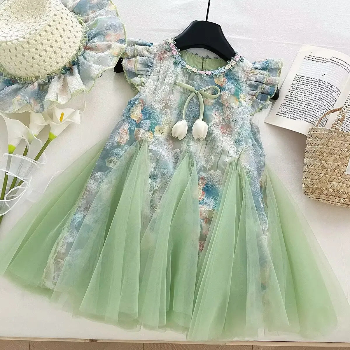 Vestido Verde más sombrero👒💚1477