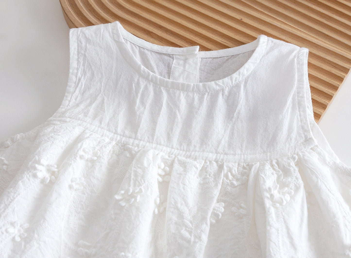 Conjunto blusa blanca más pantalón celeste 2066