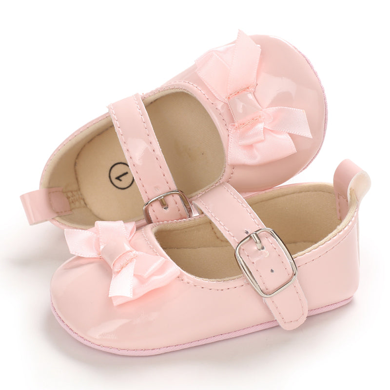 Zapatito calzado rosa, charolado, moño 2110