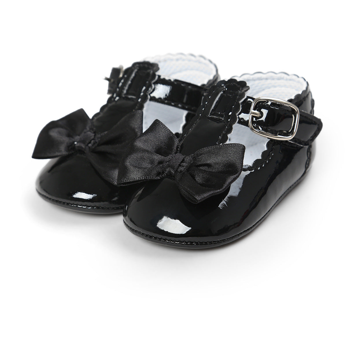 Calzado, zapatito, charolado negro 2107