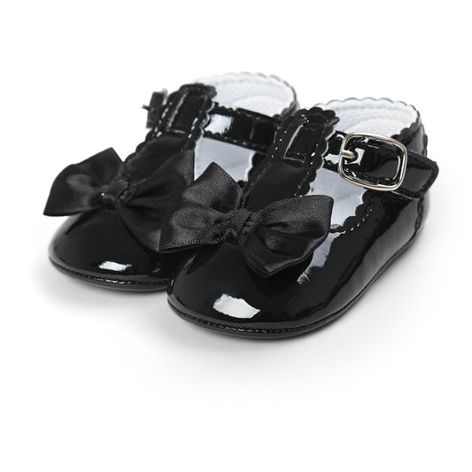 Calzado, zapatito, charolado negro 2107