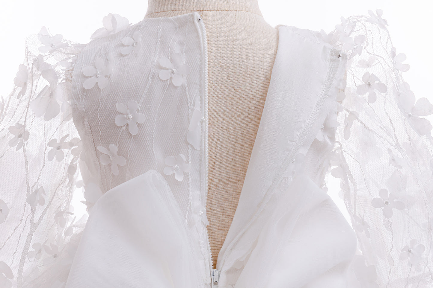 Vestido Blanco, florecitas, manguitas, Bautismo, Cortejo 2075