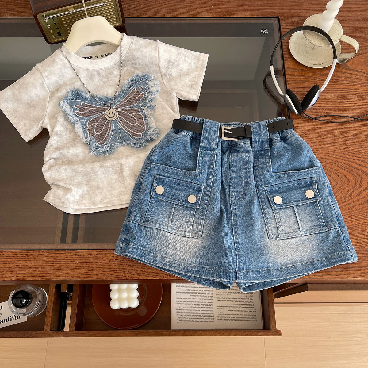 Conjunto remerita más short pollera de jeans, mariposa (incluye cintó)  🦋 3681