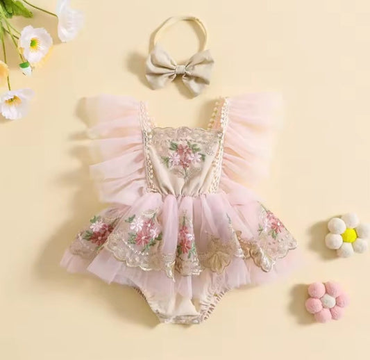 Vestibody, Rosa pastel, flores, detalles dorados💛🩷3377