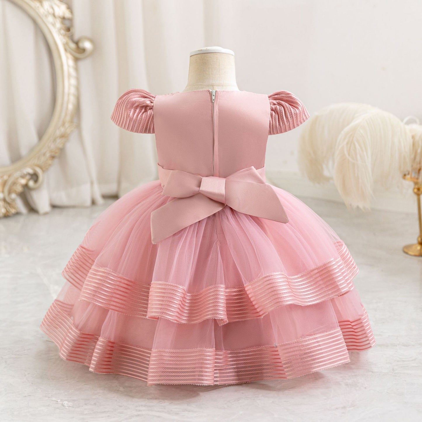 Vestido elegante rosa vieja con detalles de perlas 🩷✨ 3339