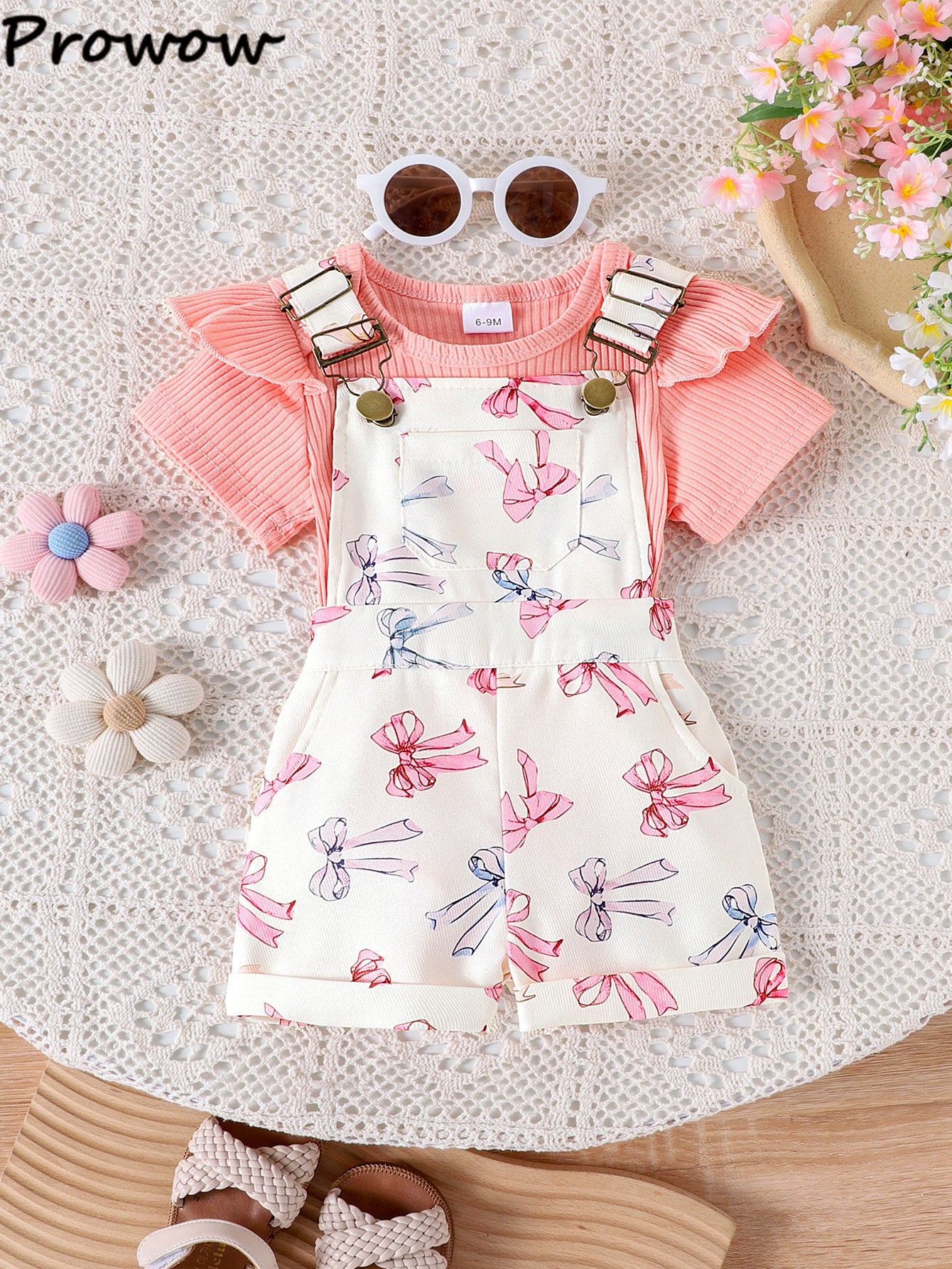 Conjunto body rosa más jardinerita con detalles de moños, jardinera 🎀 3335
