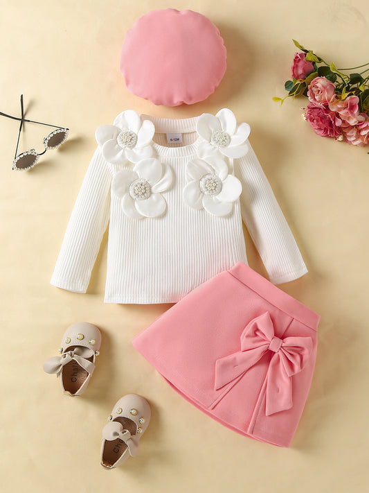 Conjunto 2 piezas, Mangas largas, pollerita más boina rosa, flores 🌸🩷 3217