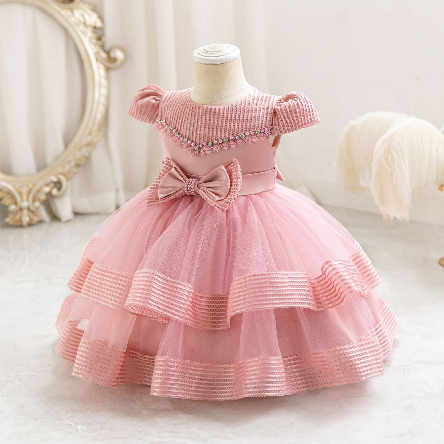 Vestido elegante rosa vieja con detalles de perlas 🩷✨ 3339