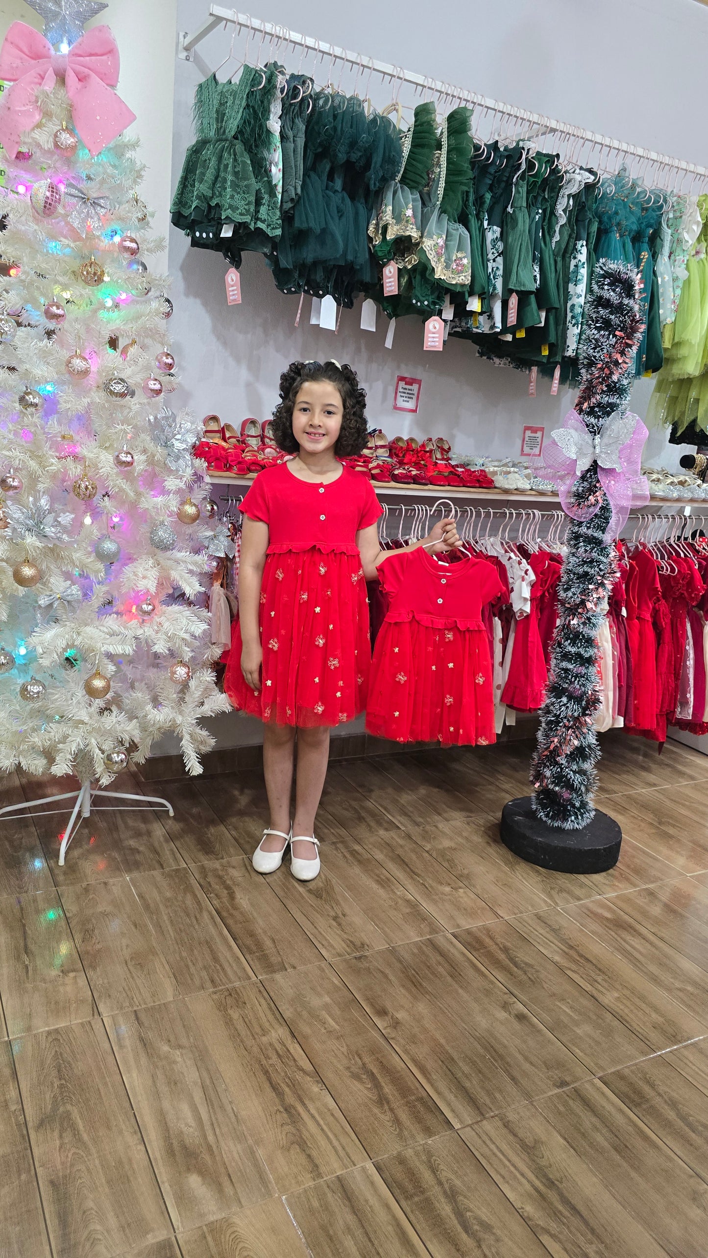 Vestido Rojo con detalles de maripositas❤️💕1136