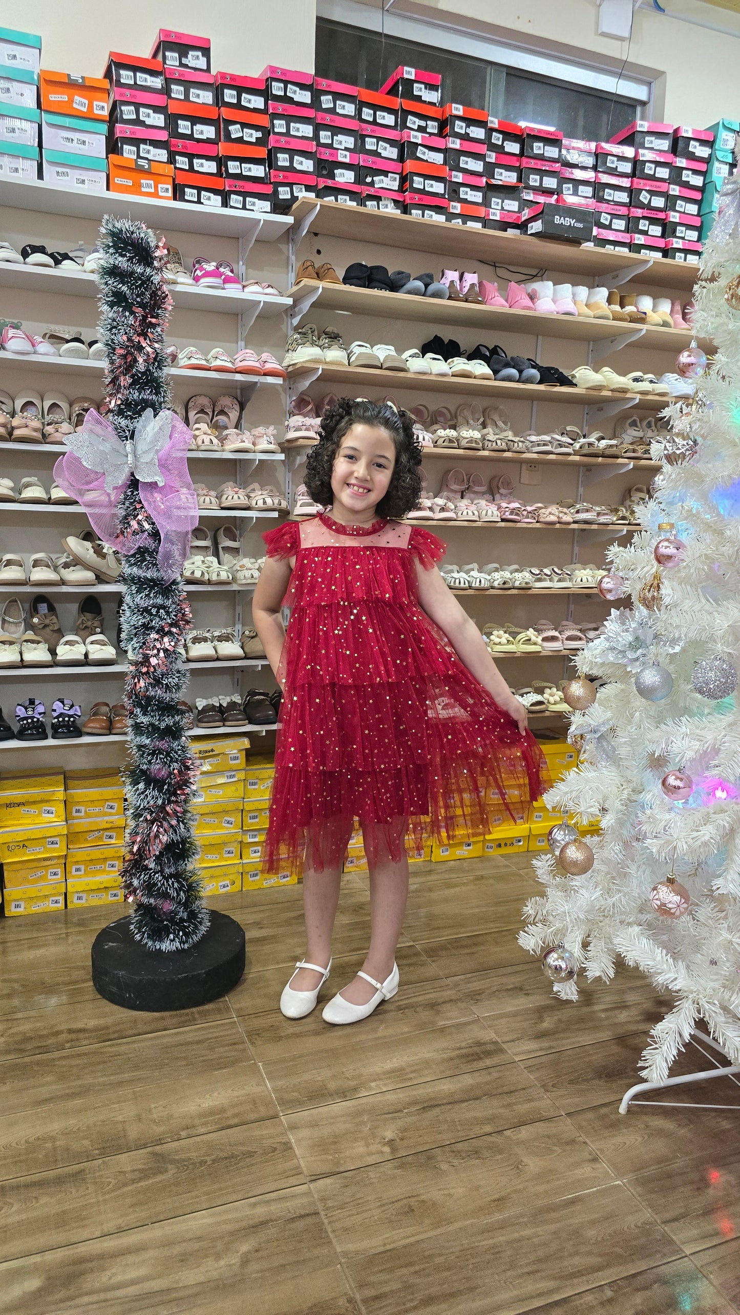Vestido rojo oscuro con brillos y estrellitas✨❤️1475