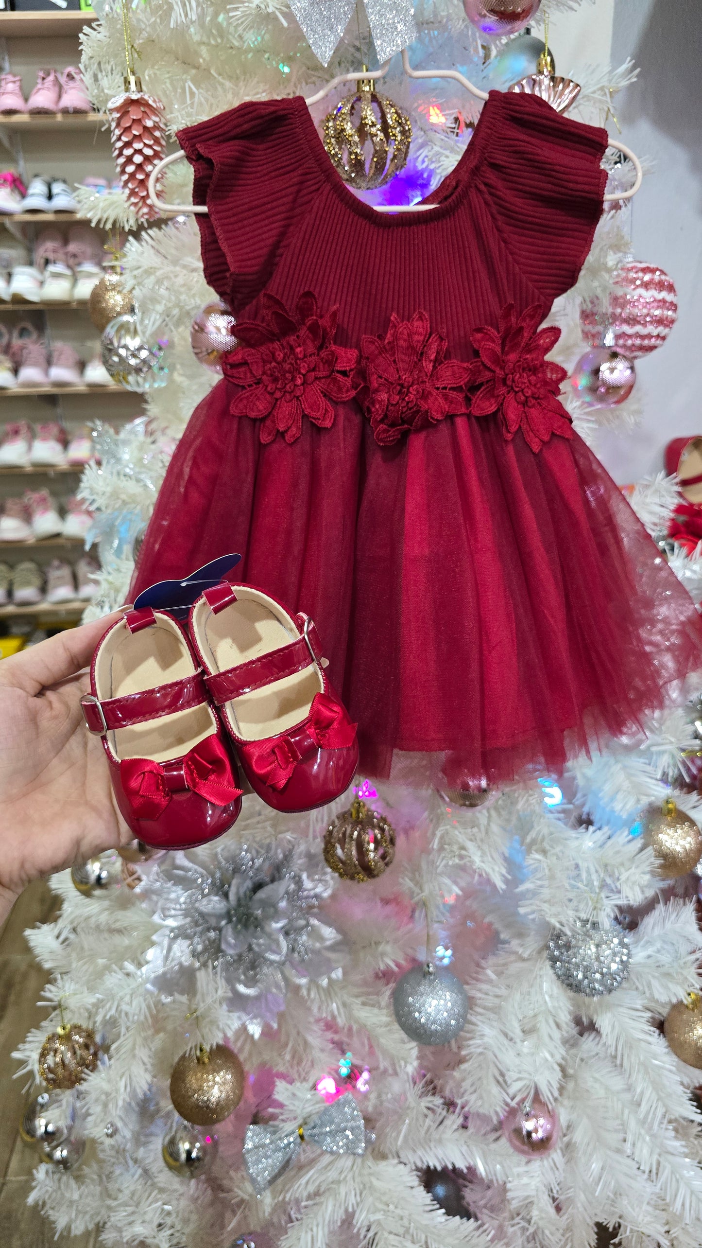 Vestido rojo oscuro con detalle de flores 3D ❤️🎅1506