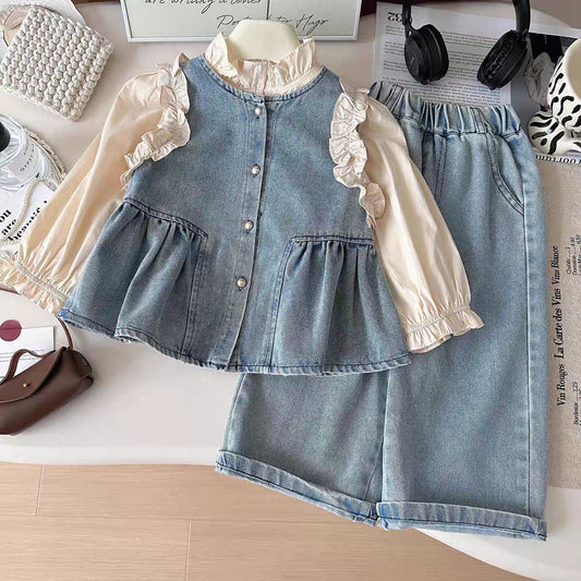 Conjunto 3 piezas, camisa beige, chaleco y jeans💙✨2656