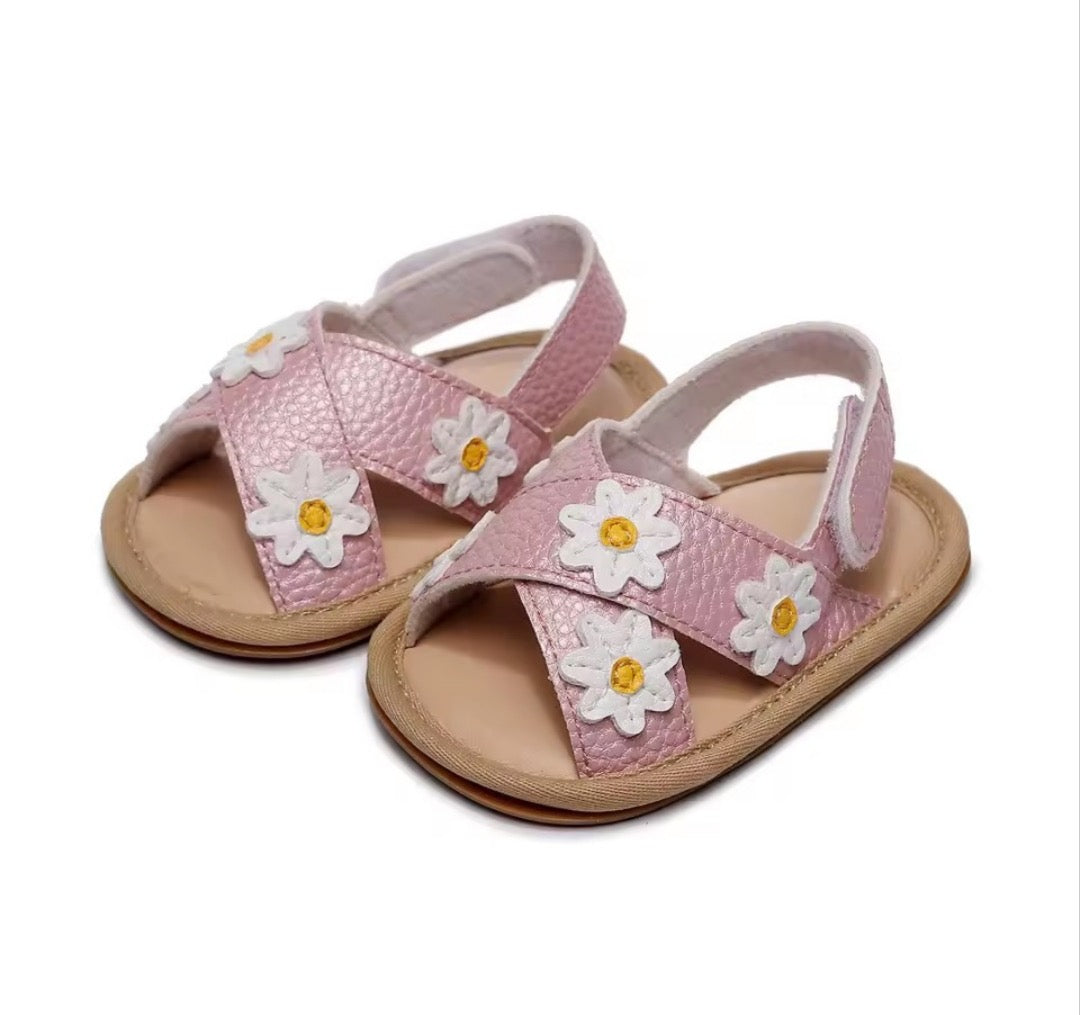 Sandalia rosa con margaritas 🌼 3588