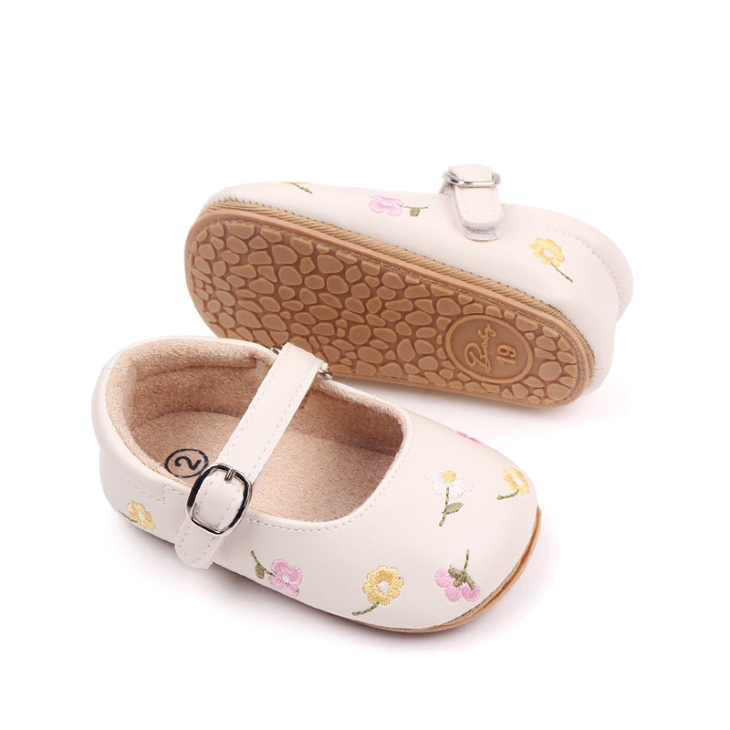 Zapatito beige con detalle de flores💐 1764