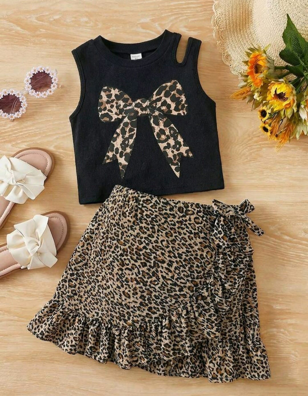 Conjunto 2 piezas, animal print, moño, casual🖤🤎🐆3388