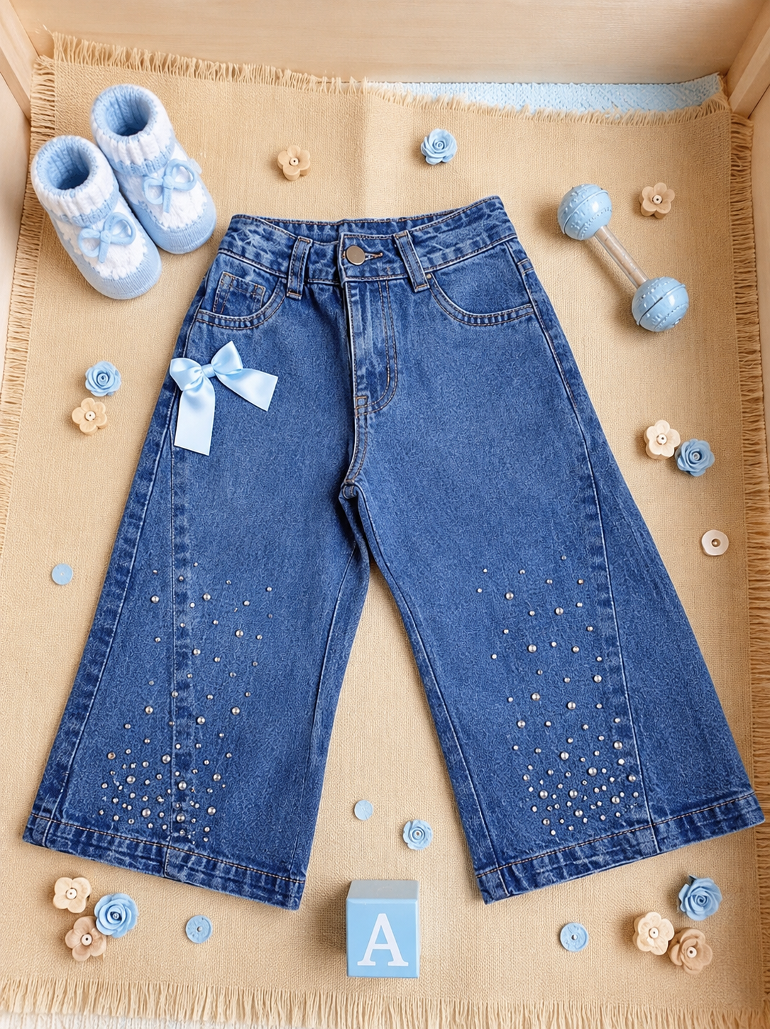 Pantalón de jeans ancho con brillos, moño 🎀✨ 3557