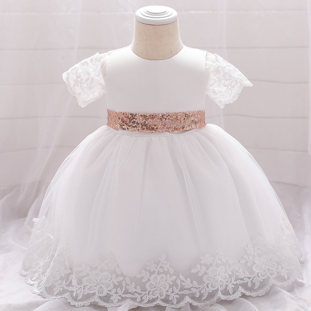 Vestido Blanco, con mangas, detalle dorado🤍✨ 1278