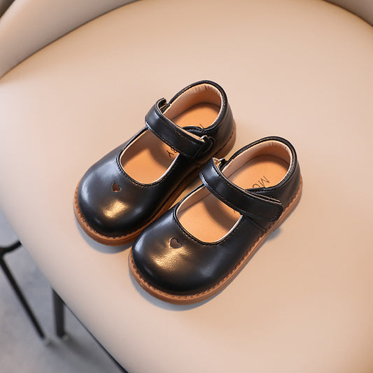 Zapatitos, calzado, negro, corazón cod 22048