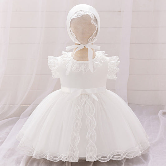 Vestido Blanco con detalles de encaje y gorra🤍2030