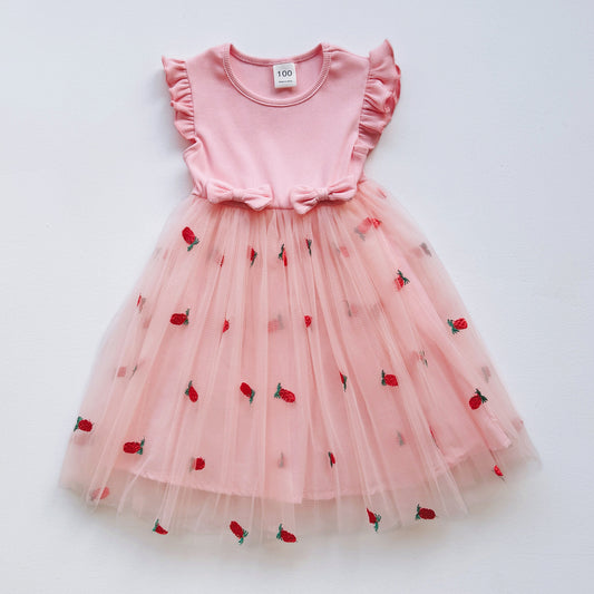 Vestido Rosa con detalle de Frutillitas🍓1488