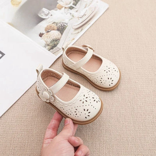 Zapato, calzado Beige claro, detalle de Flor 🌸🤍✨25117
