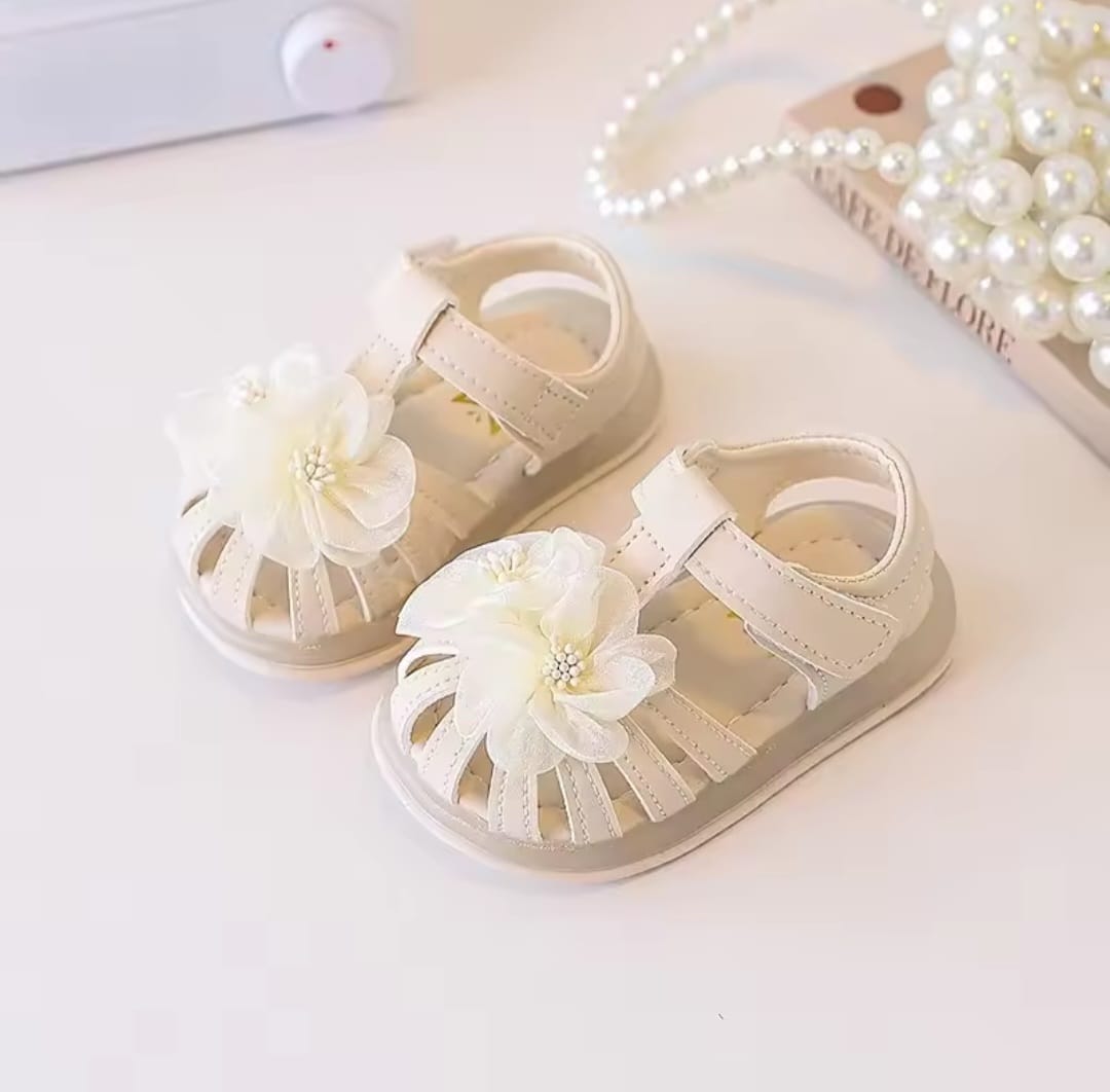Sandalia, calzado, Beige, flores, perlas🤍✨25125
