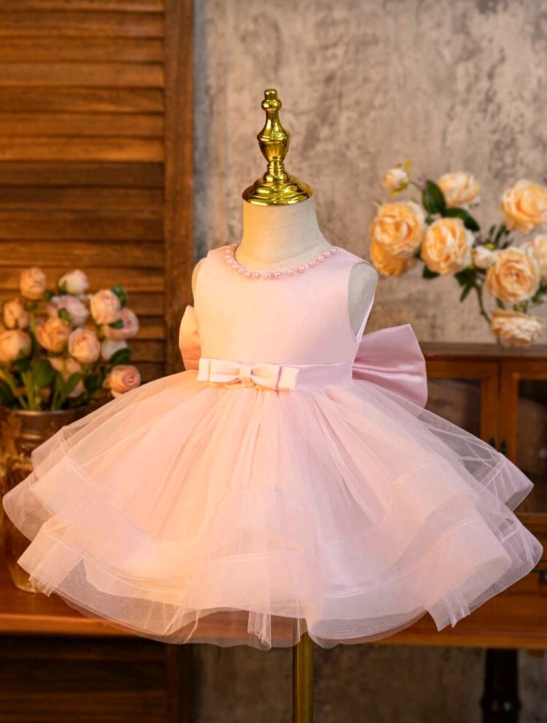 Vestido Rosa, elegante, perlas🎀💕1384