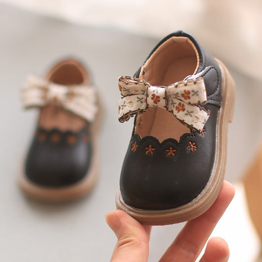 Calzado, zapatito negro con detalle en beige🤎 15102N